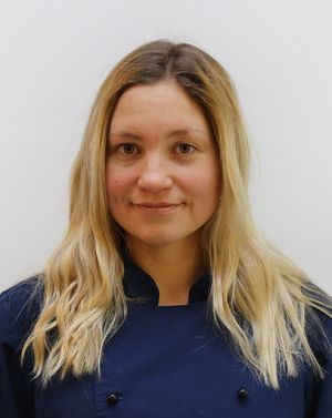 Fotot föreställer Jessika Uljens